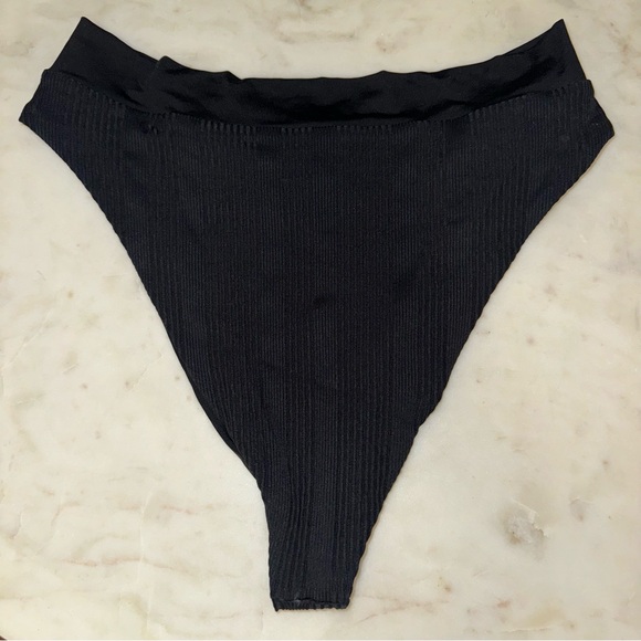 L*Space bikini bottom - Picture 2 of 4